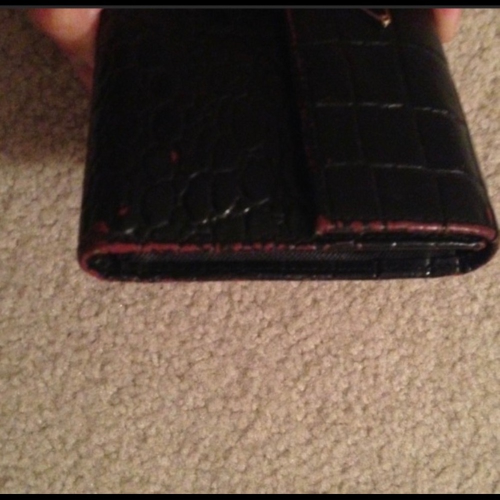 Prada Wallet - Picture 3 of 4